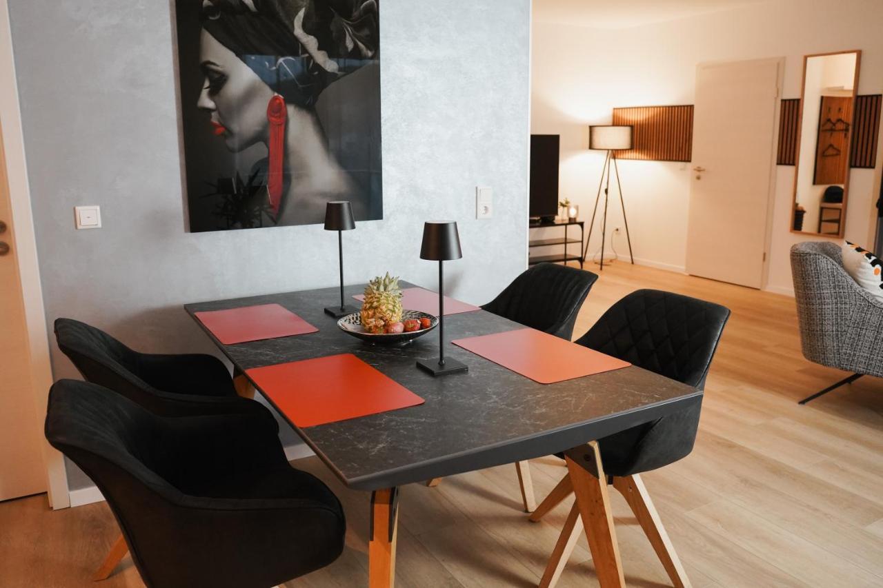 Apartment Kamin, Parkplatz, Balkon, Stilvolles Zuhause,grosszuegig